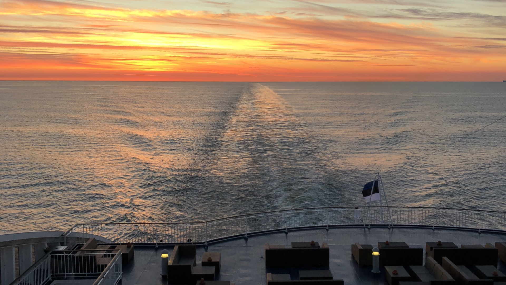 Обои море, паром, вода, пассажирское судно, водоем в разрешении 1920x1080