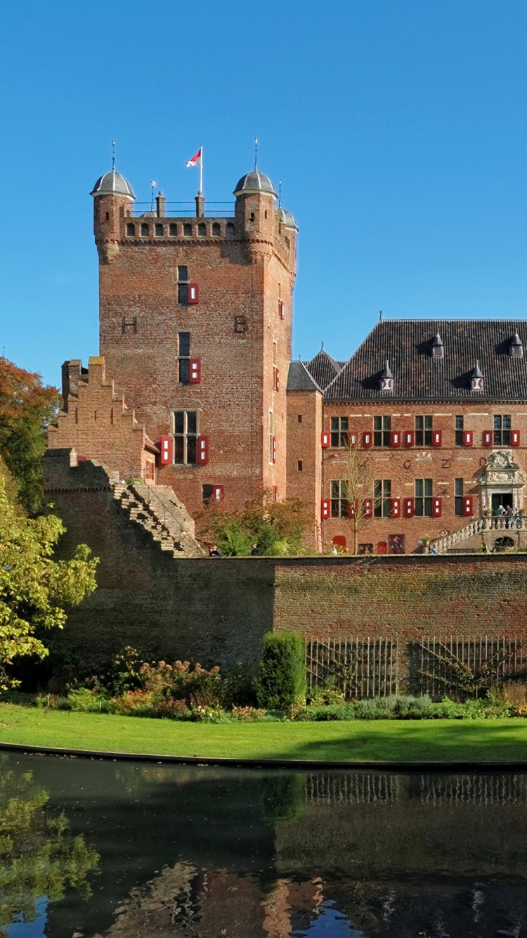 Обои отражение, ров, замок, водный путь, имущество в разрешении 750x1334