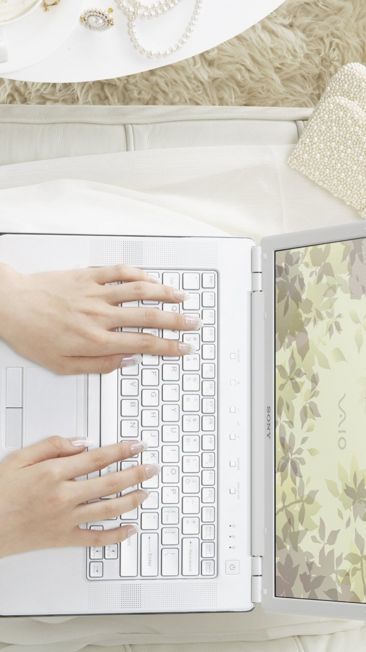 Обои мебель, кровать, умные часы, технология, монитор сердечного ритма в разрешении 750x1334