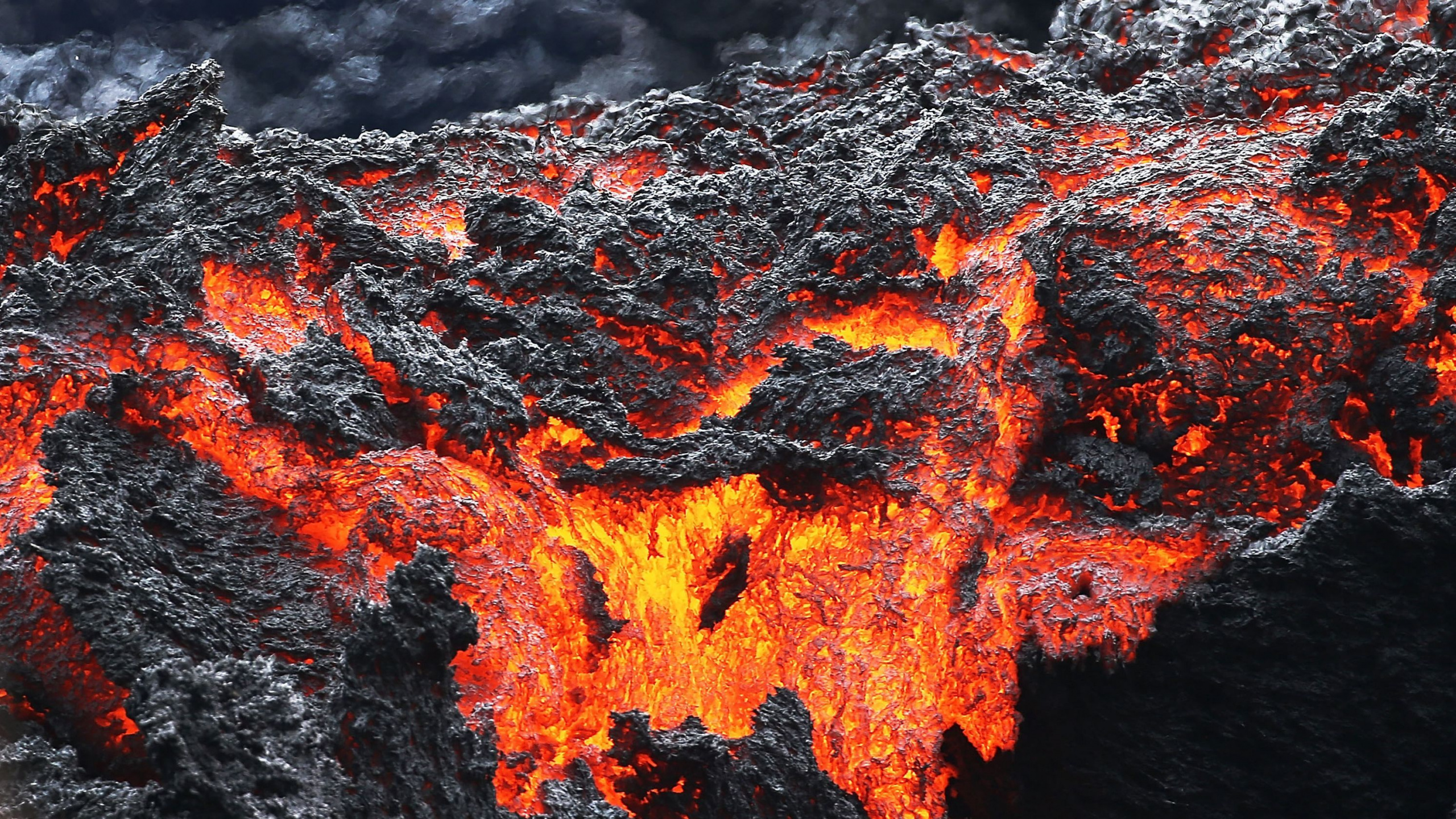 Обои вулкан, геология, вулканическая порода, лава, рок в разрешении 2560x1440