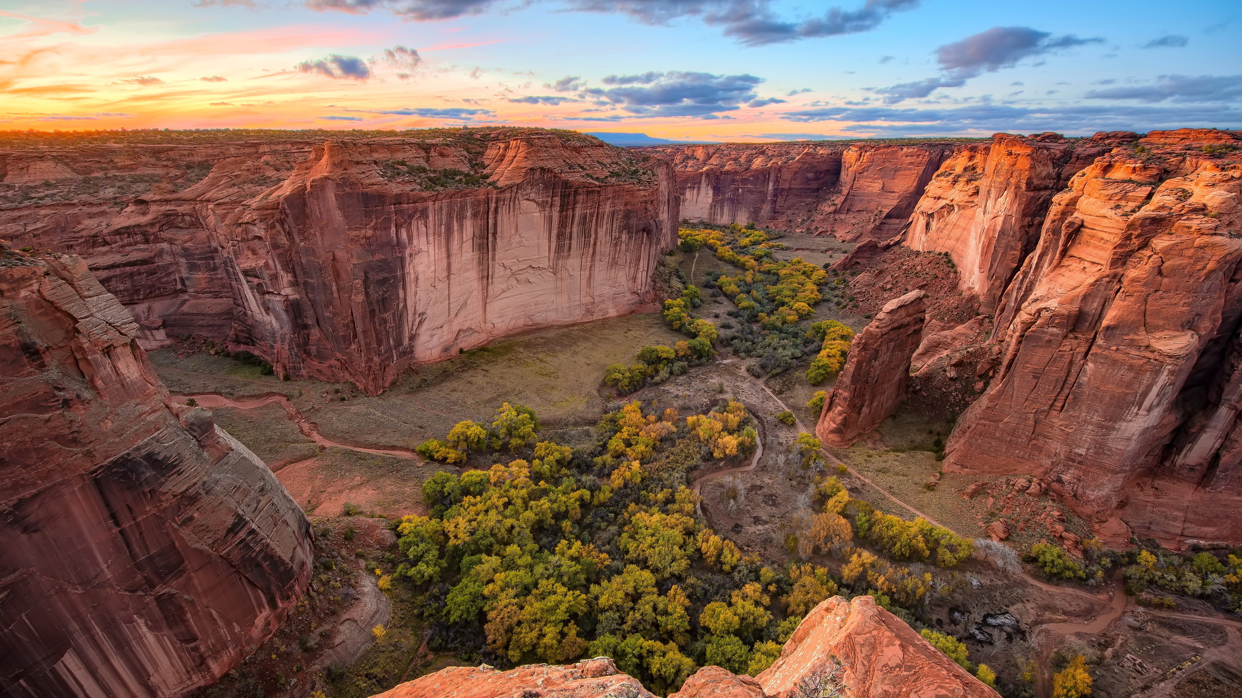 Обои Каньон де Шелли национальный памятник, каньон, национальный парк, служба национальных парков, бесплодные земли в разрешении 2560x1440