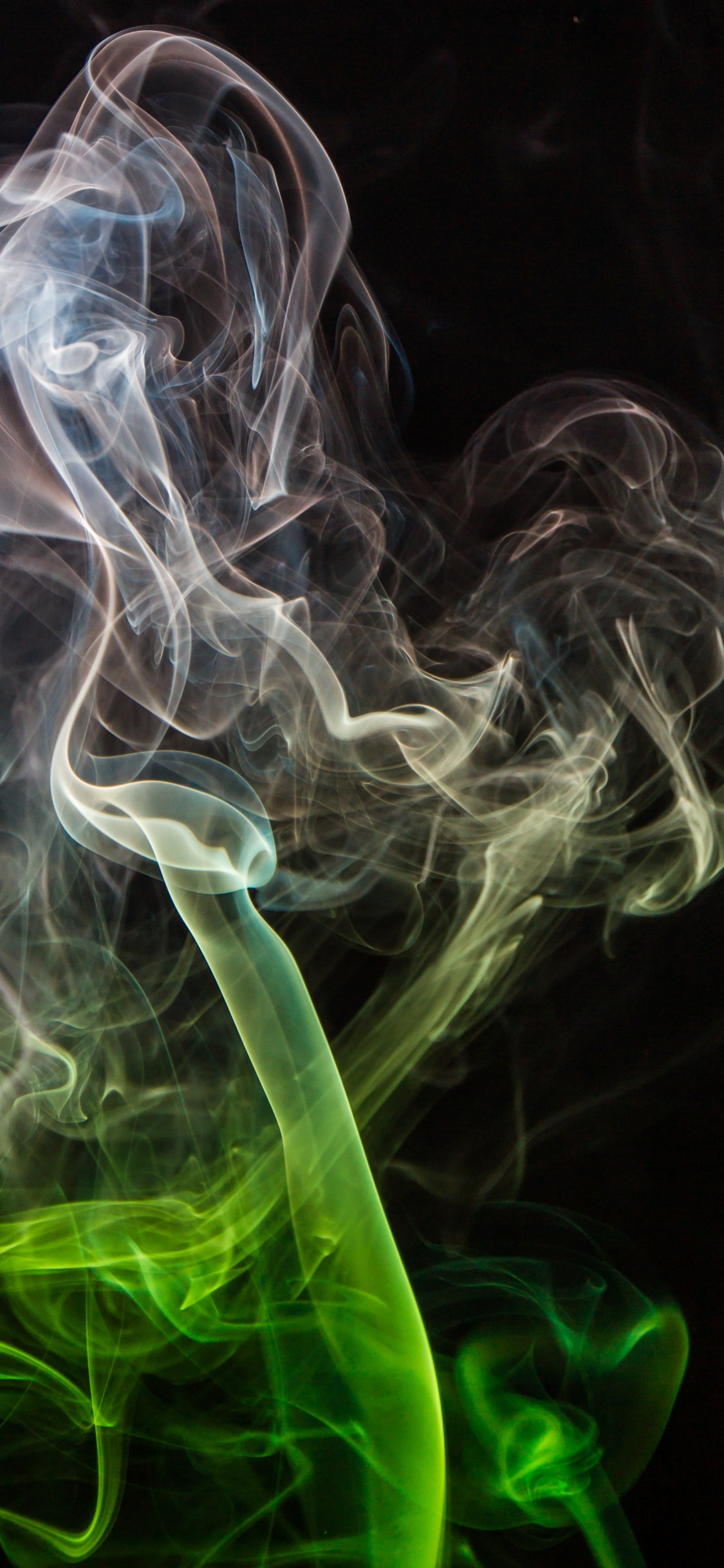 Обои фрактальное искусство, дым, зеленый, синий цвет, белые в разрешении 1125x2436
