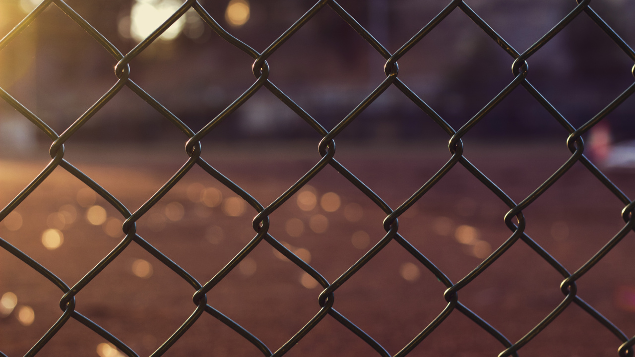 Обои ограждать провода, ячейка, железо, металл, забор в разрешении 1280x720