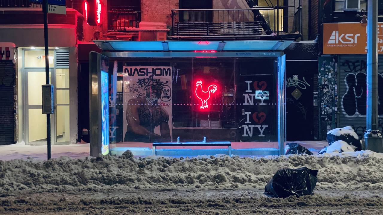 Обои город, окно, общественное место, здание, газ в разрешении 1280x720