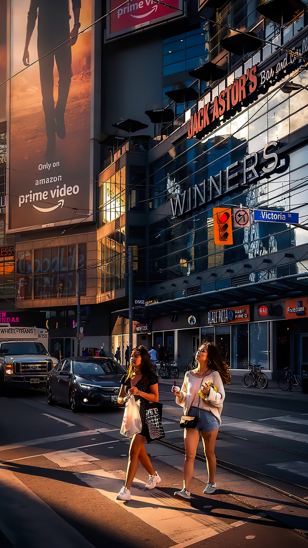 Обои снимок, здание, свет, инфраструктура, автомобильное освещение в разрешении 1080x1920