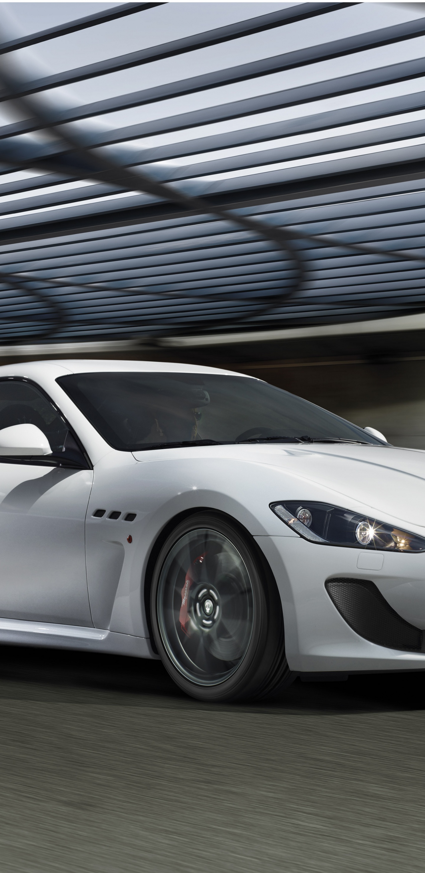 Обои Мазерати, авто, Прекрасная Мазерати МС дорожными, maserati granturismo, суперкар в разрешении 1440x2960