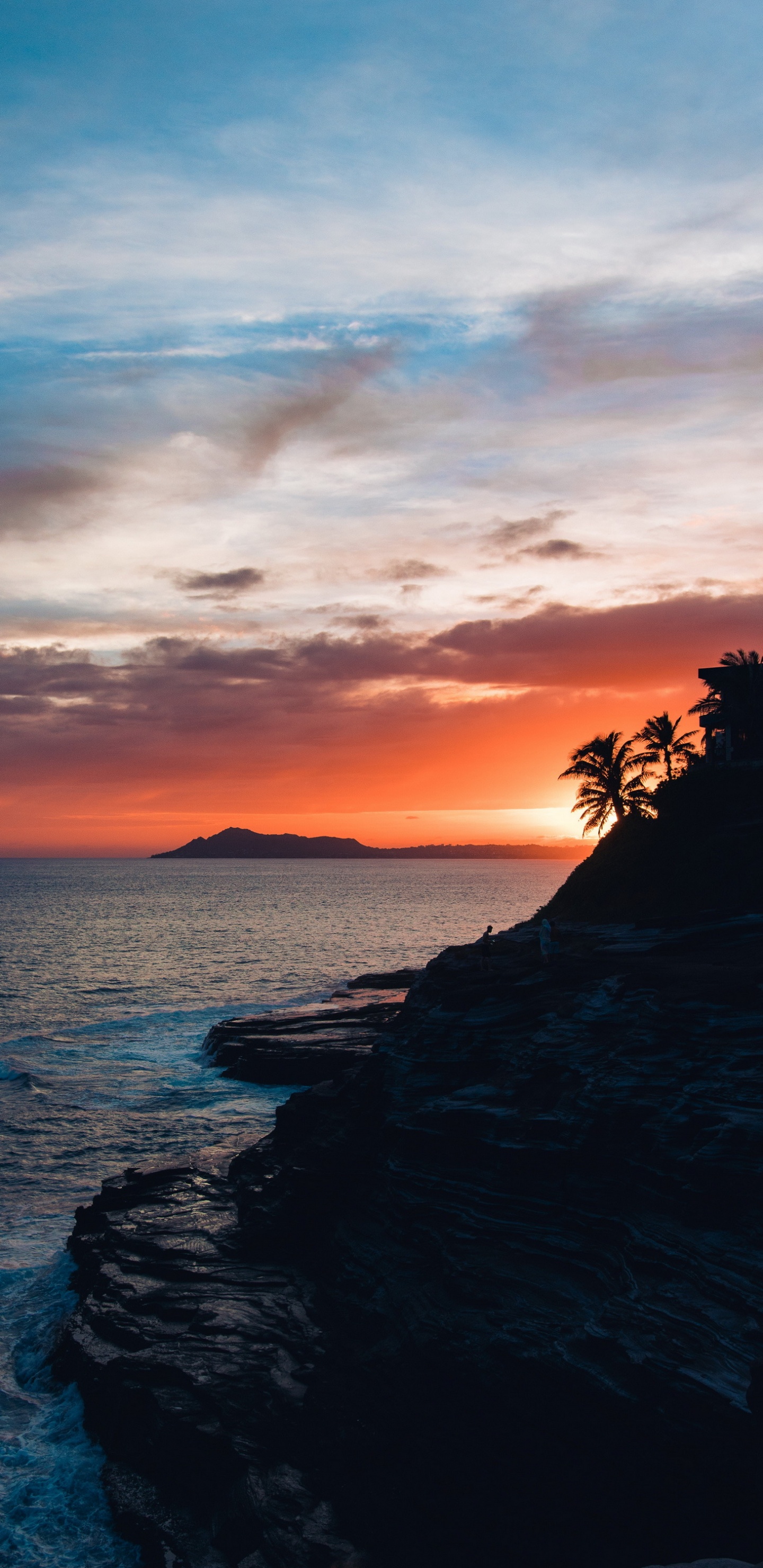 Обои плюющаяся пещера, облако, вода, послесвечение, Оранжевый цвет в разрешении 1440x2960