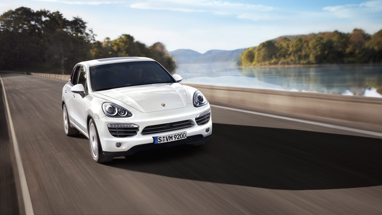 Обои Порше панамера, городской автомобиль, личный роскошный автомобиль, бампер, Порше в разрешении 1280x720