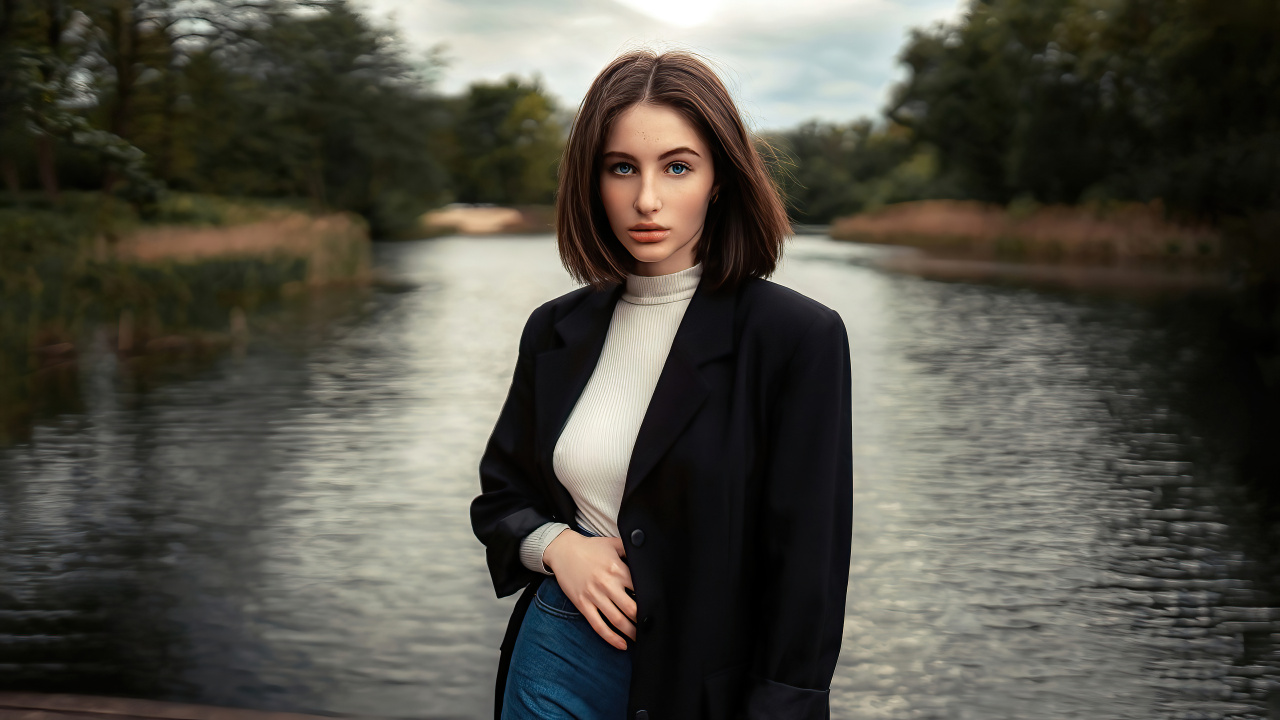 Обои девушка с короткими волосами, модель, рыжие волосы, волосы, красота в разрешении 1280x720