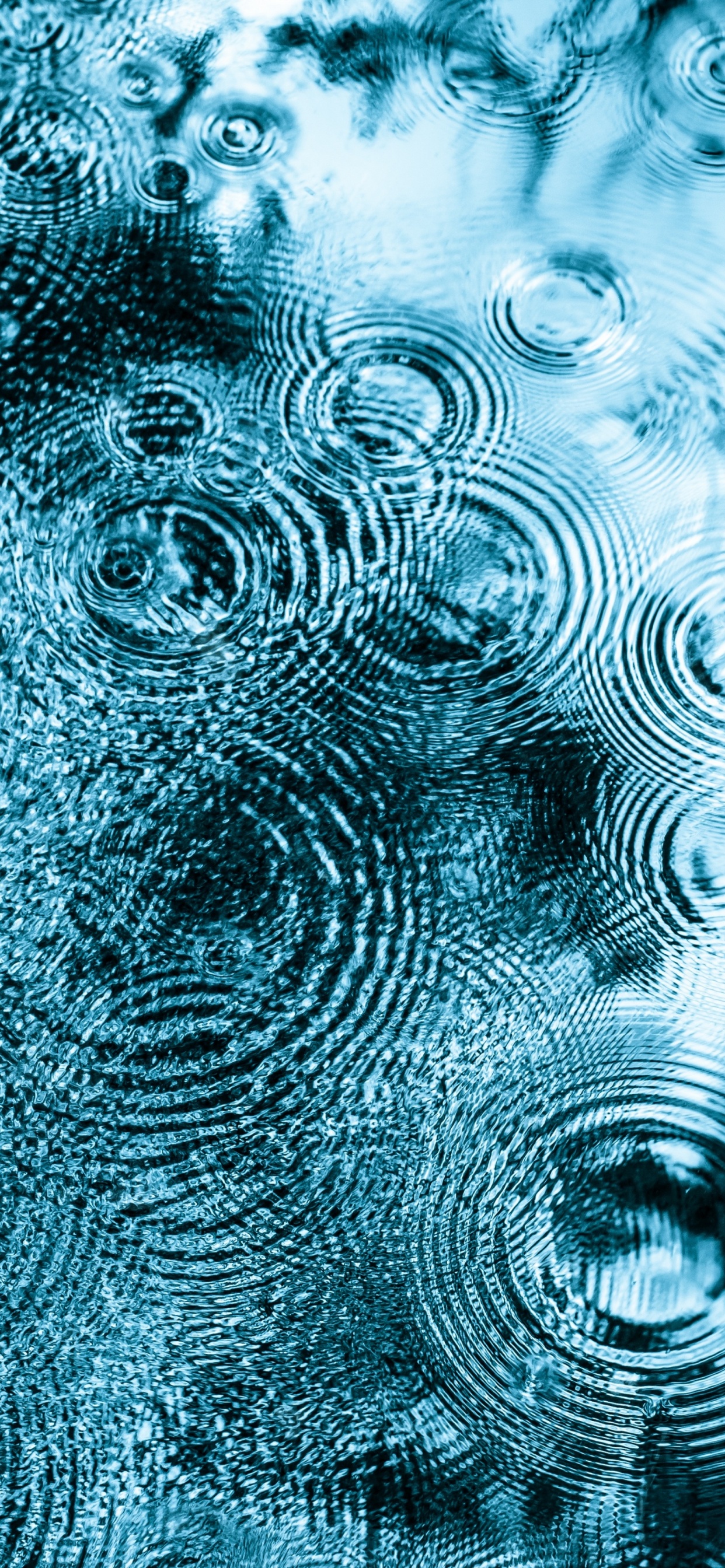 Обои поверхность воды, поверхностное натяжение, падение, вода, капиллярные волны в разрешении 1242x2688