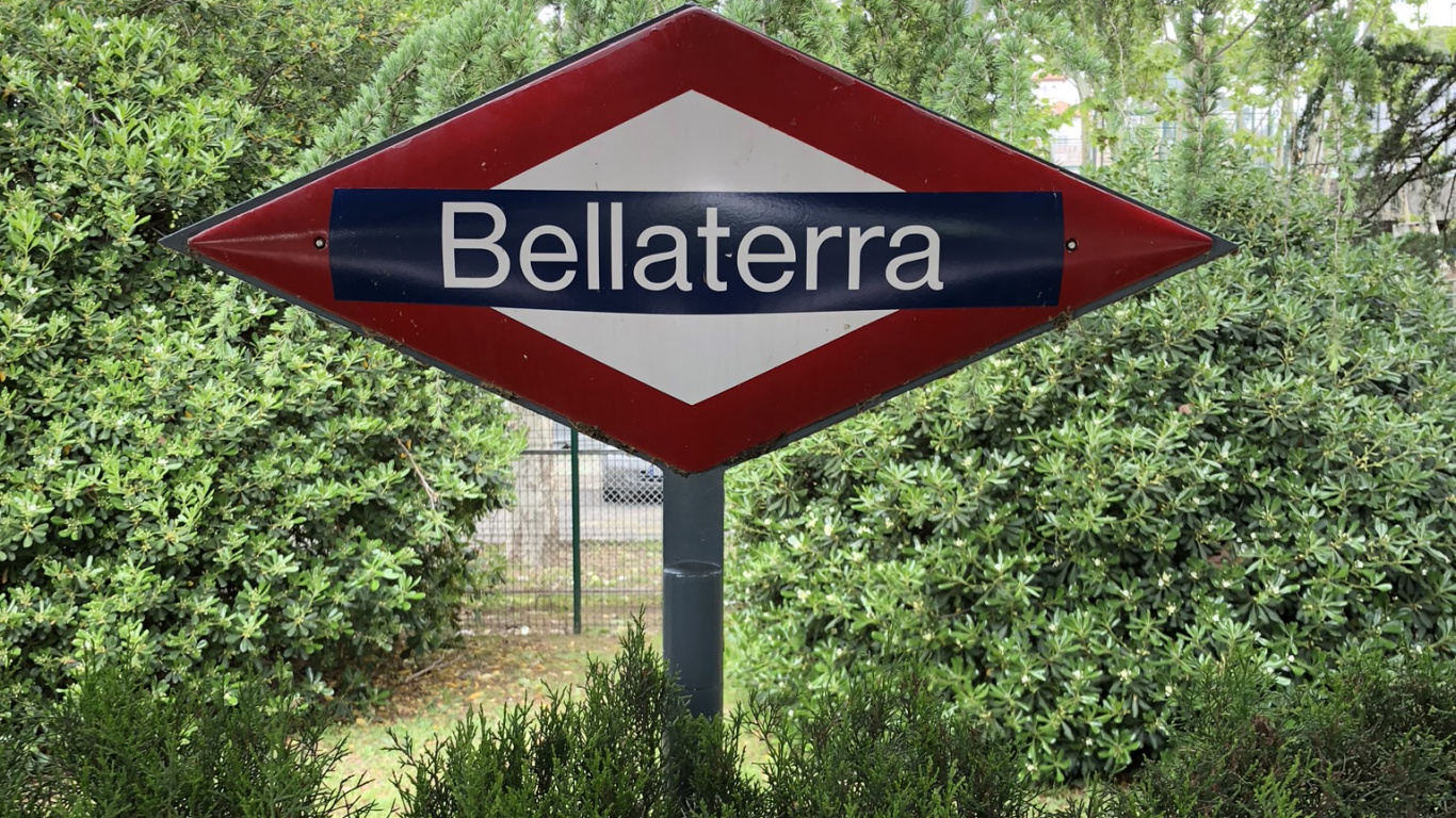 Обои природный заповедник, растительность, ветвь, растительное сообщество, знак в разрешении 1366x768