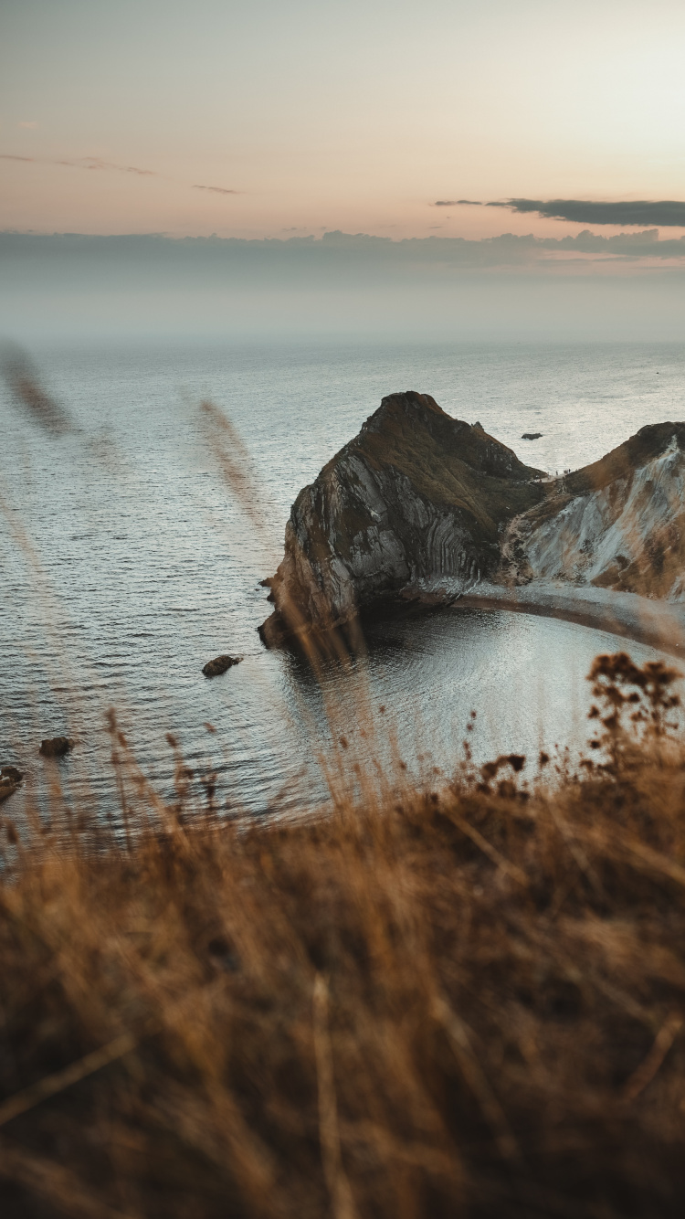 Обои водоем, море, природа, вода, побережье в разрешении 750x1334