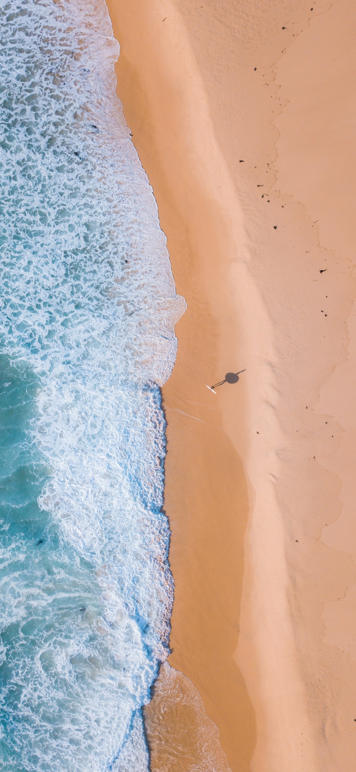 Обои пляж, синий, вода, белые, лазурный в разрешении 1242x2688