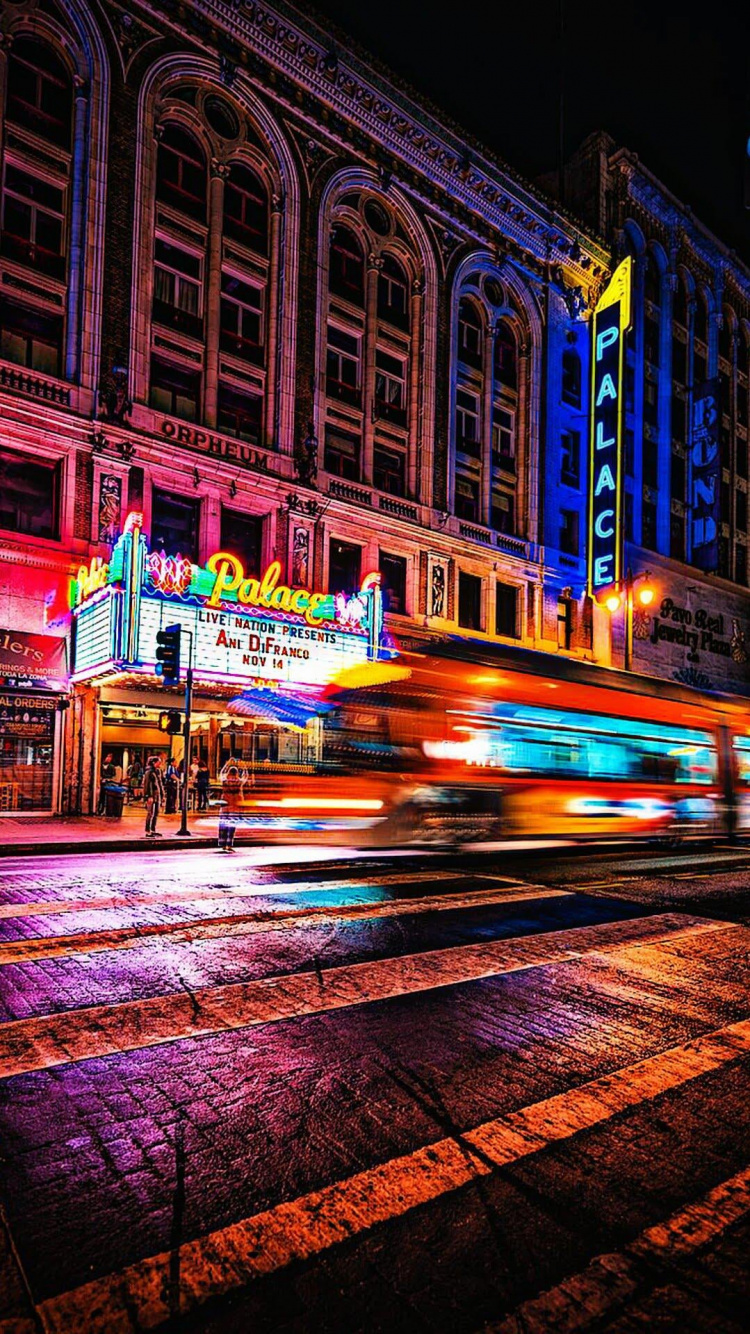 Обои ориентир, освещение, здание, окно, автомобильное освещение в разрешении 750x1334