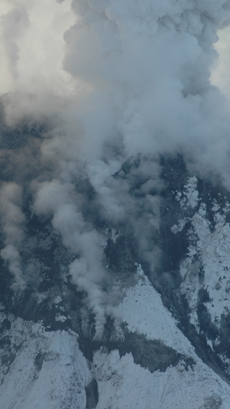 Обои хребет, стратовулкан, вулкан, лава, щитовой вулкан в разрешении 750x1334