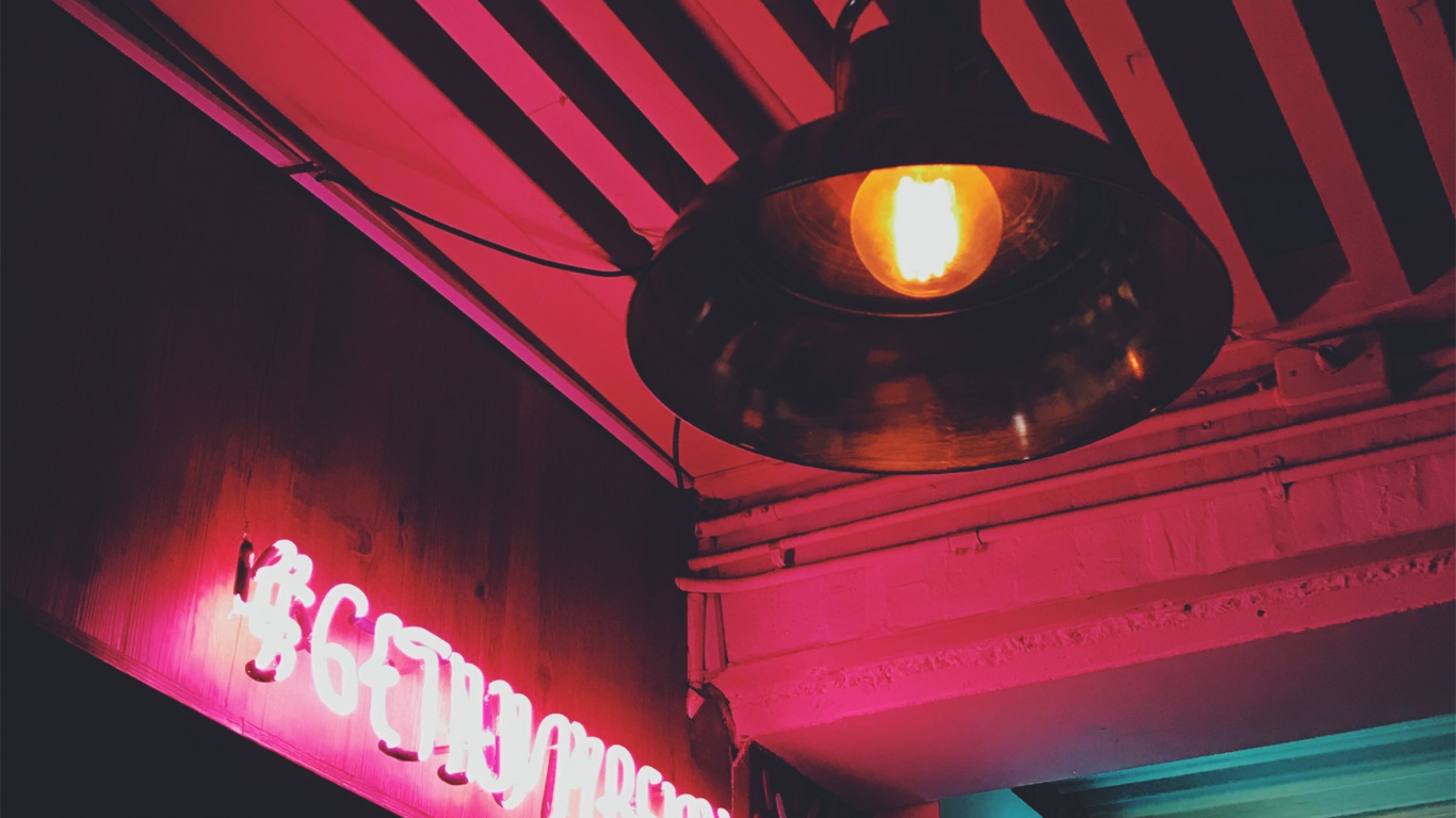 Обои красный цвет, свет, освещение, неон, розовый в разрешении 1366x768