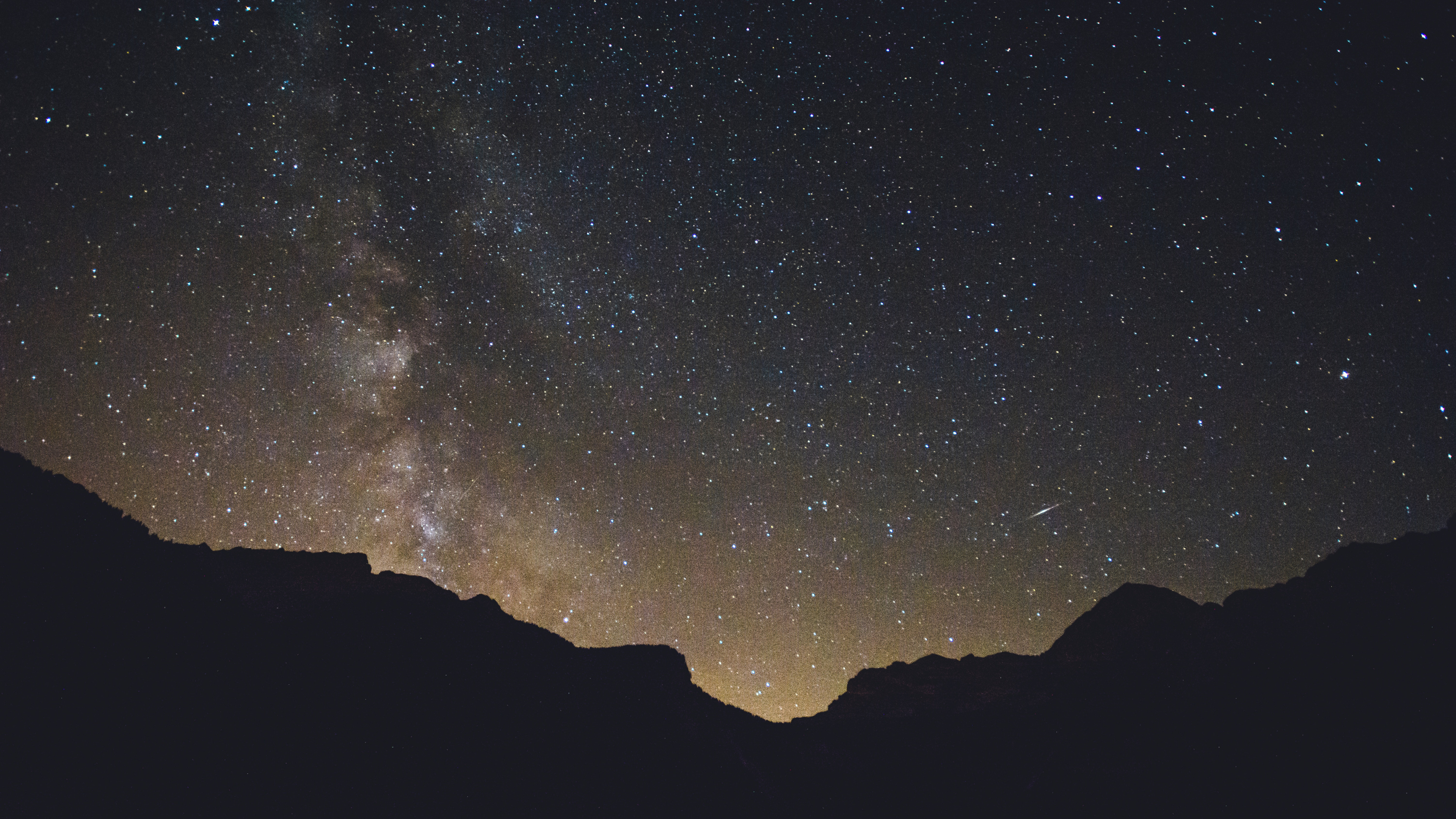 Обои ночь, звезда, гора, черный, астрономический объект в разрешении 3840x2160