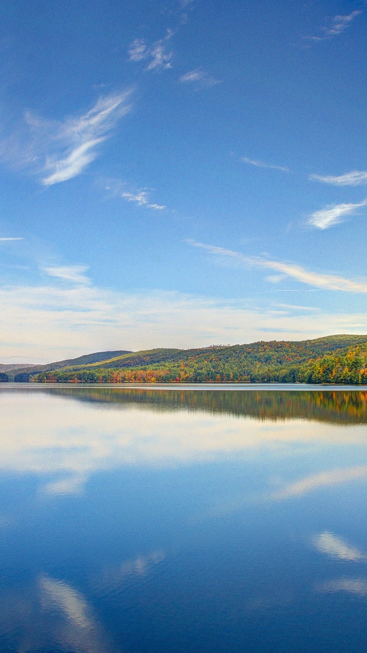 Обои отражение, природа, гидроресурсы, вода, озеро в разрешении 720x1280