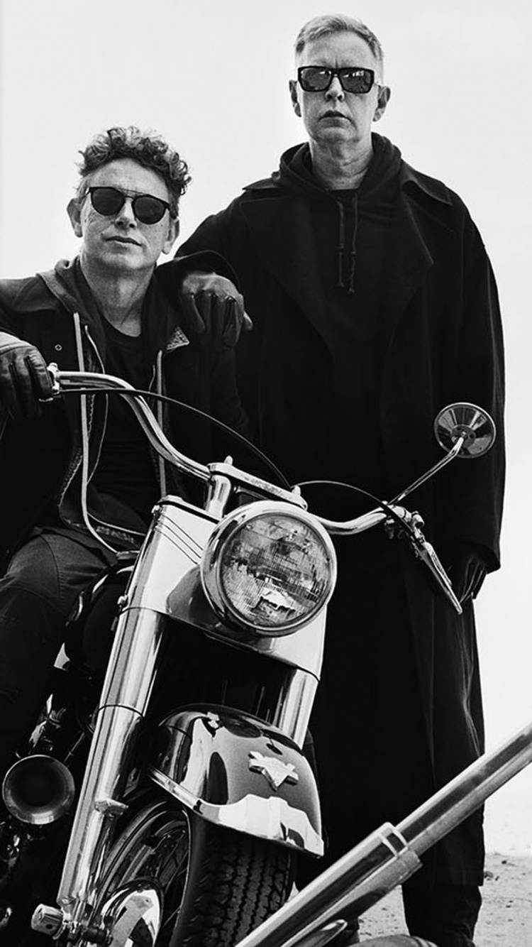 Обои дух, музыка, медный духовой инструмент, музыкальный инструмент, Духовой инструмент в разрешении 750x1334