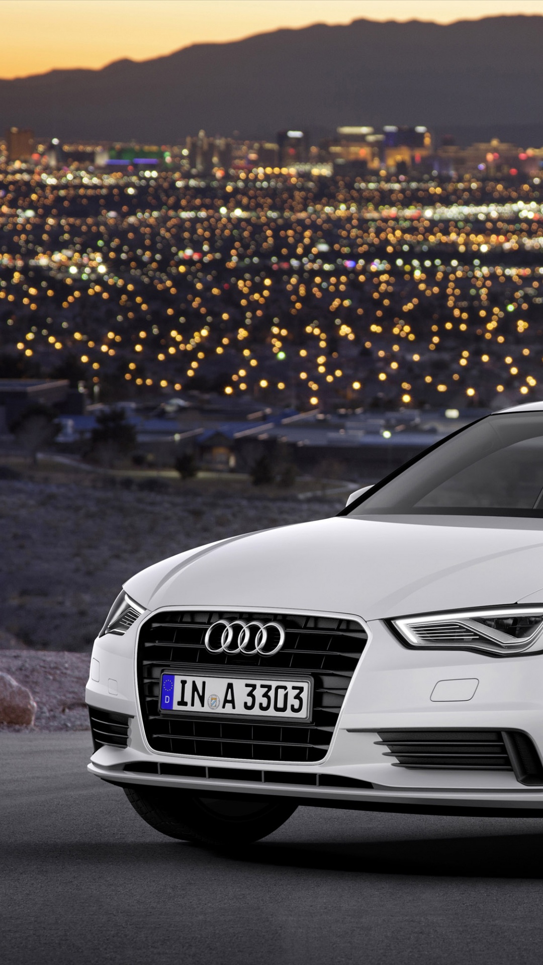 Обои авто, 2015 Седан Audi А3, audi, седан, Литые диски в разрешении 1080x1920