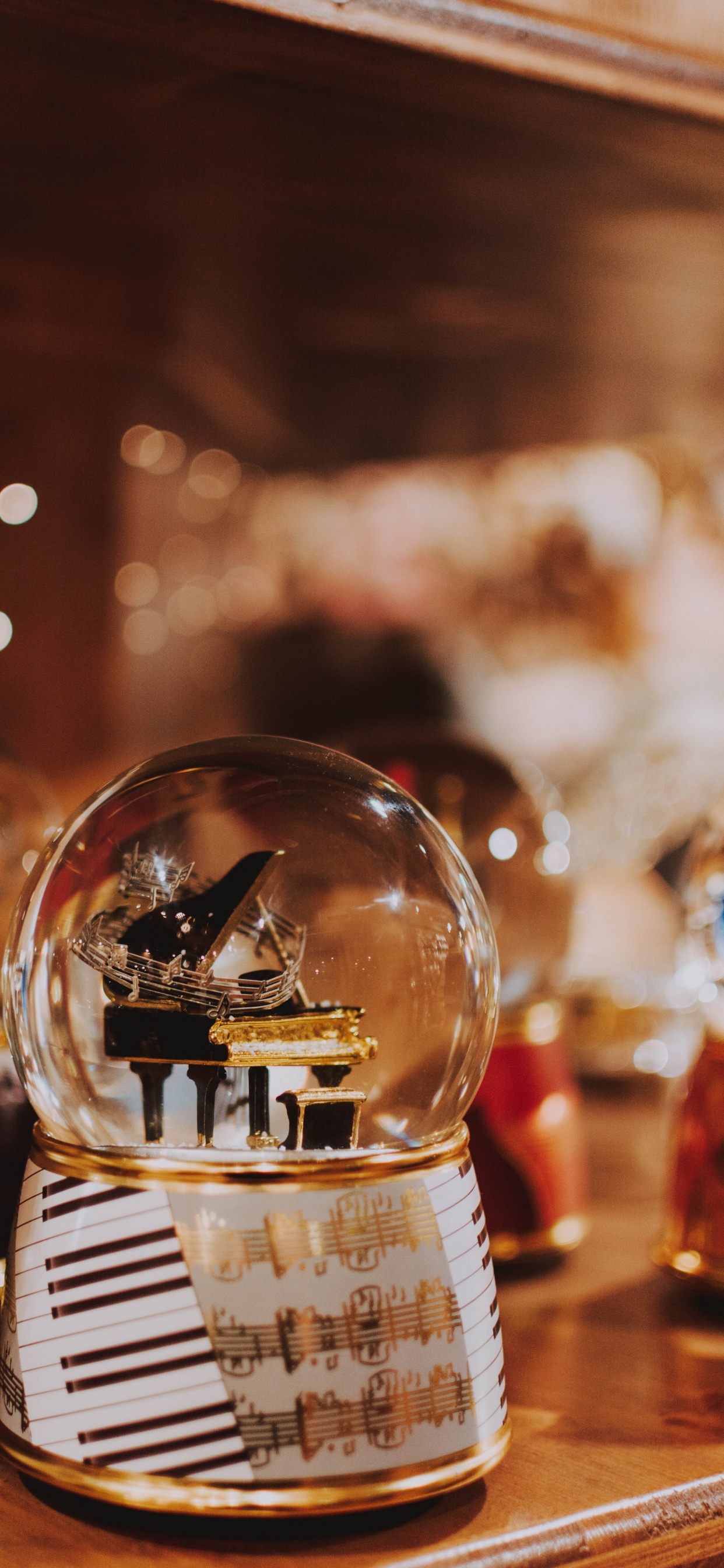 Обои apple, игры, стекло, ликер, мелодия в разрешении 1242x2688