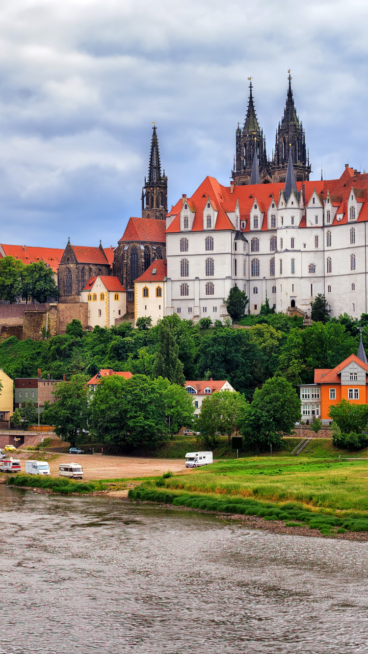 Обои Альбрехтсбург, замок, водный путь, реки, городок в разрешении 750x1334
