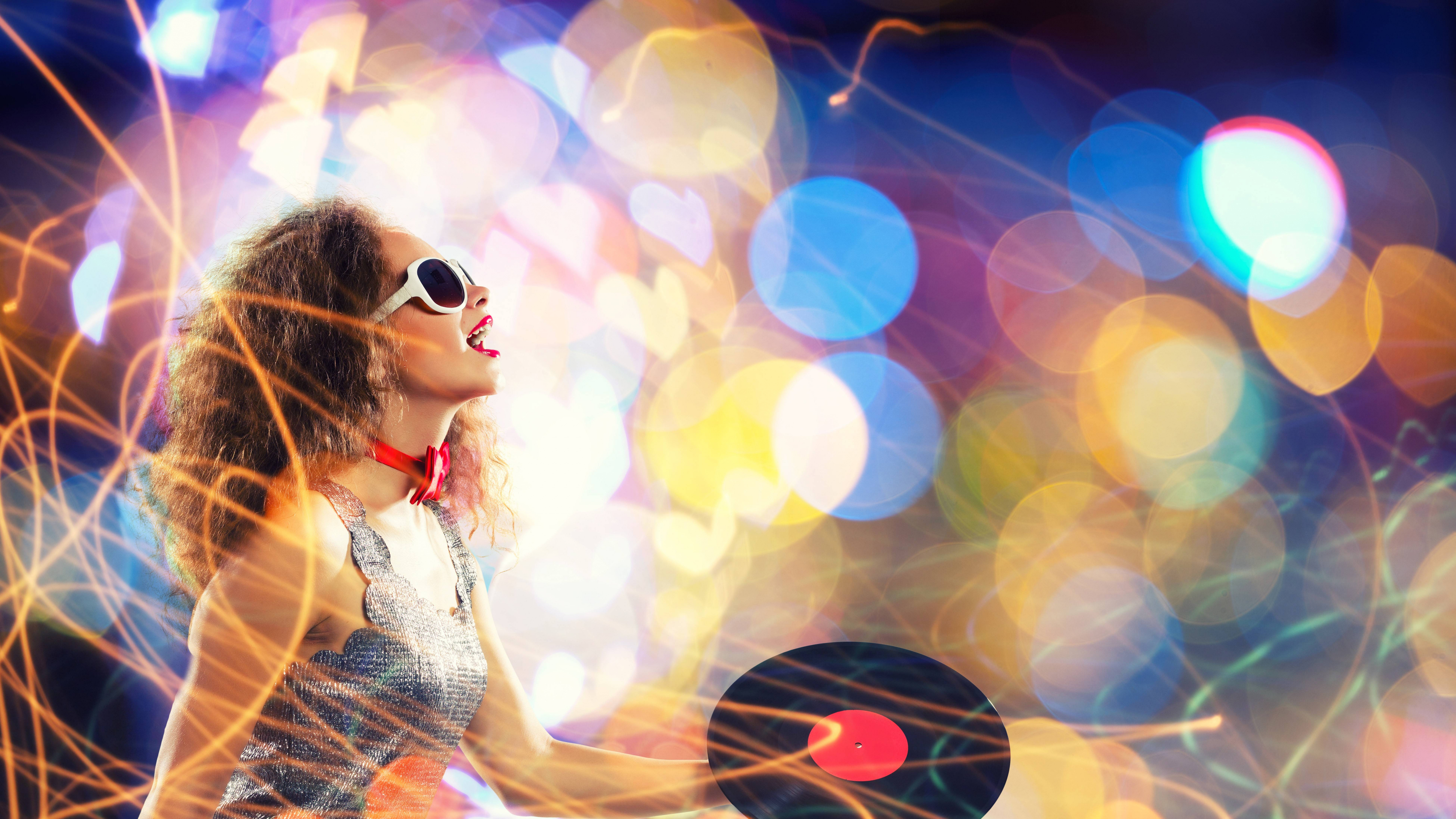 Обои микрофон, забава, Представление, событие, счастье в разрешении 7680x4320