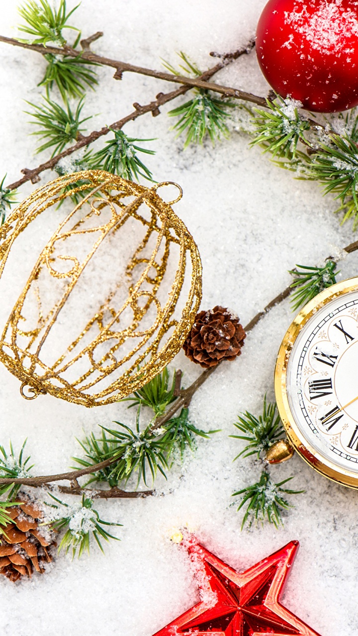 Обои Новый год, Рождественский день, рождественский орнамент, праздник, Рождественские украшения в разрешении 720x1280