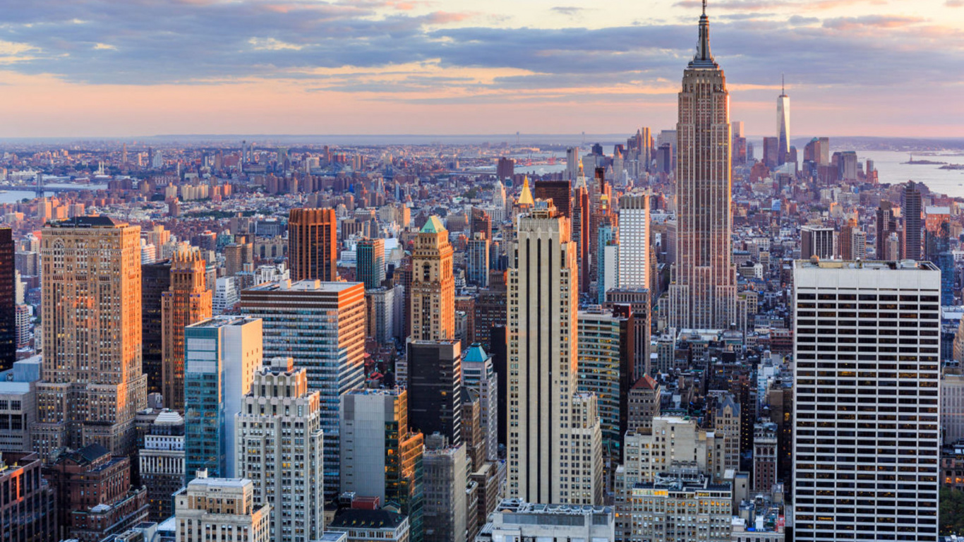 Обои Нью-Йорк, Нижний Манхэттен, Эмпайр Стейт Билдинг, городской пейзаж, город в разрешении 1366x768