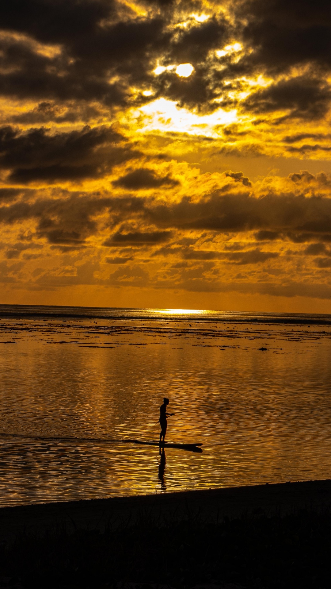 Обои облако, вода, гидроресурсы, атмосфера, экорегион в разрешении 1080x1920