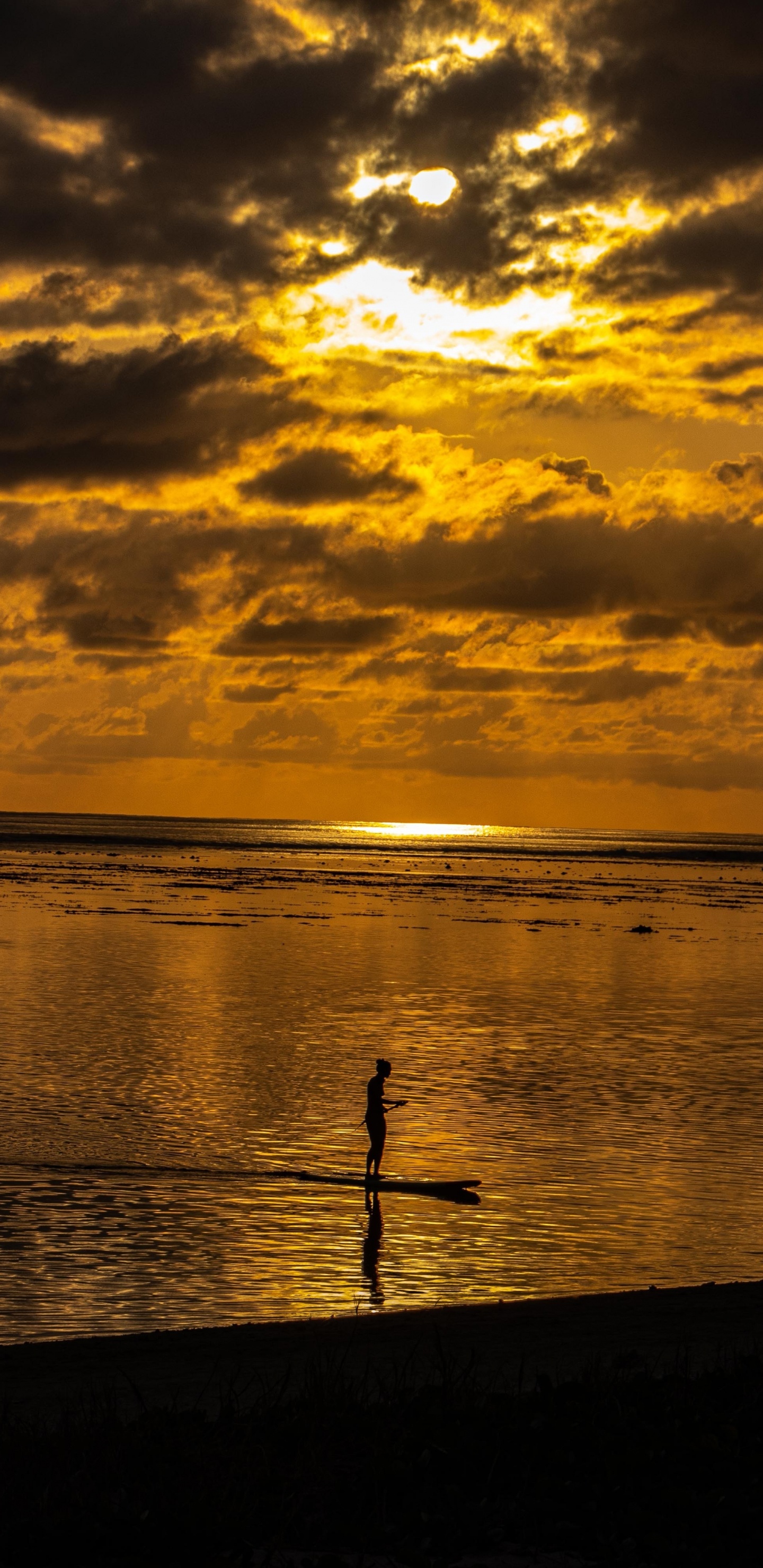 Обои облако, вода, гидроресурсы, атмосфера, экорегион в разрешении 1440x2960