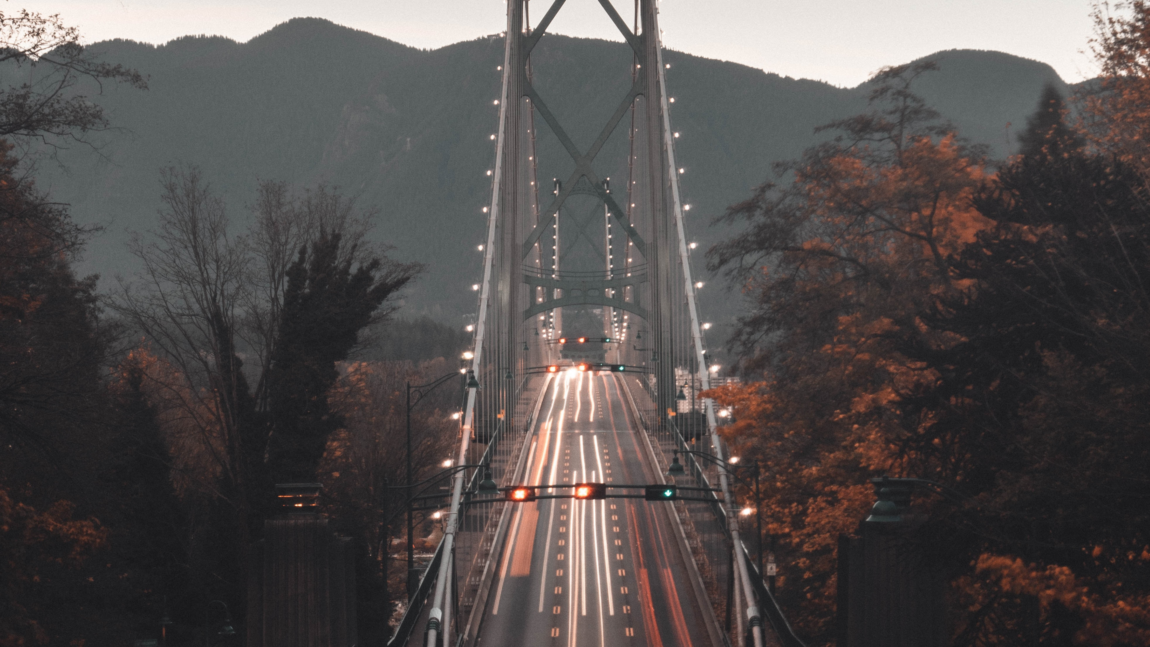 Обои мост Львиные ворота, мост, подвесной мост, ориентир, дорога в разрешении 3840x2160