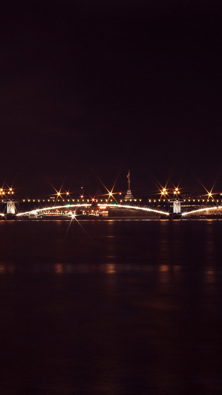 Обои ночь, Эйфелева башня, город, городской пейзаж, линия горизонта в разрешении 720x1280