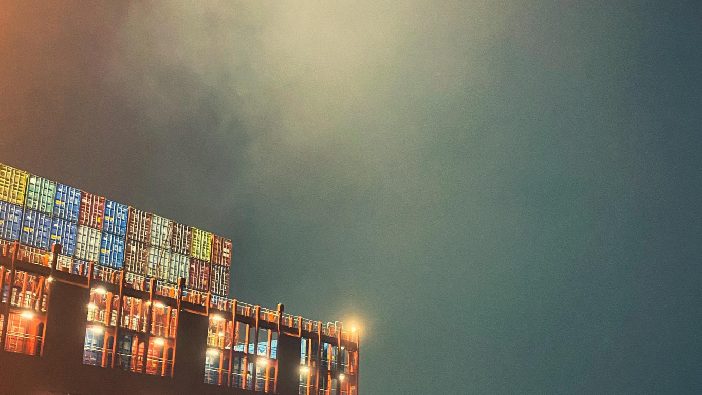 Обои судно, корабельная архитектура, перевозка воды, лодка, контейнеровоз в разрешении 1366x768