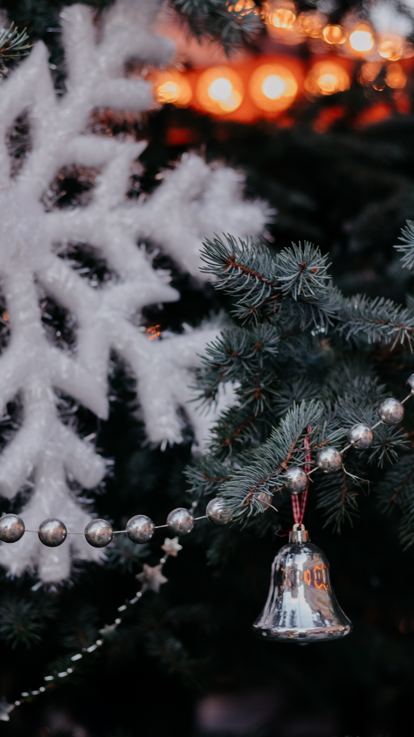 Обои елка, Рождественские огни, ель, сосна, дерево в разрешении 1440x2560