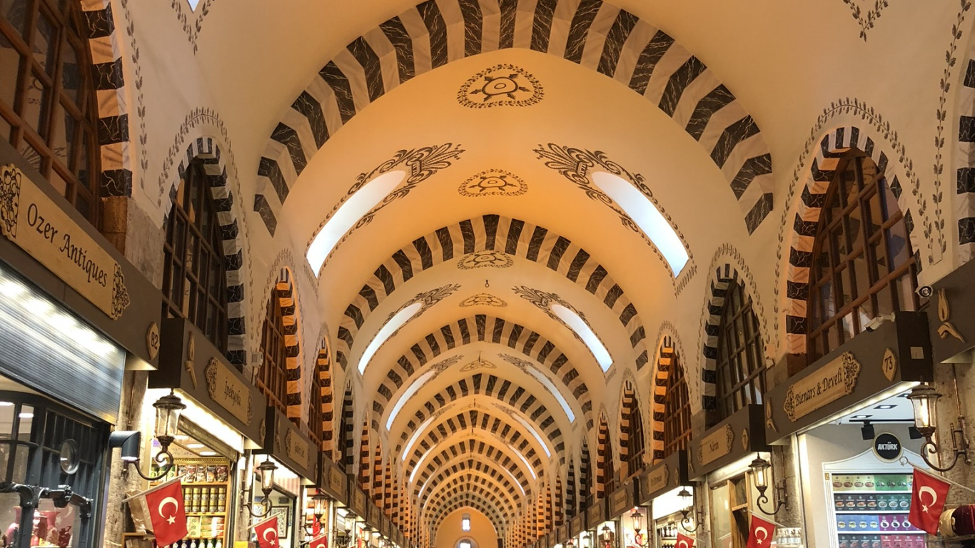 Обои Стамбул, базар, туризм, достопримечательность, освещение в разрешении 1366x768