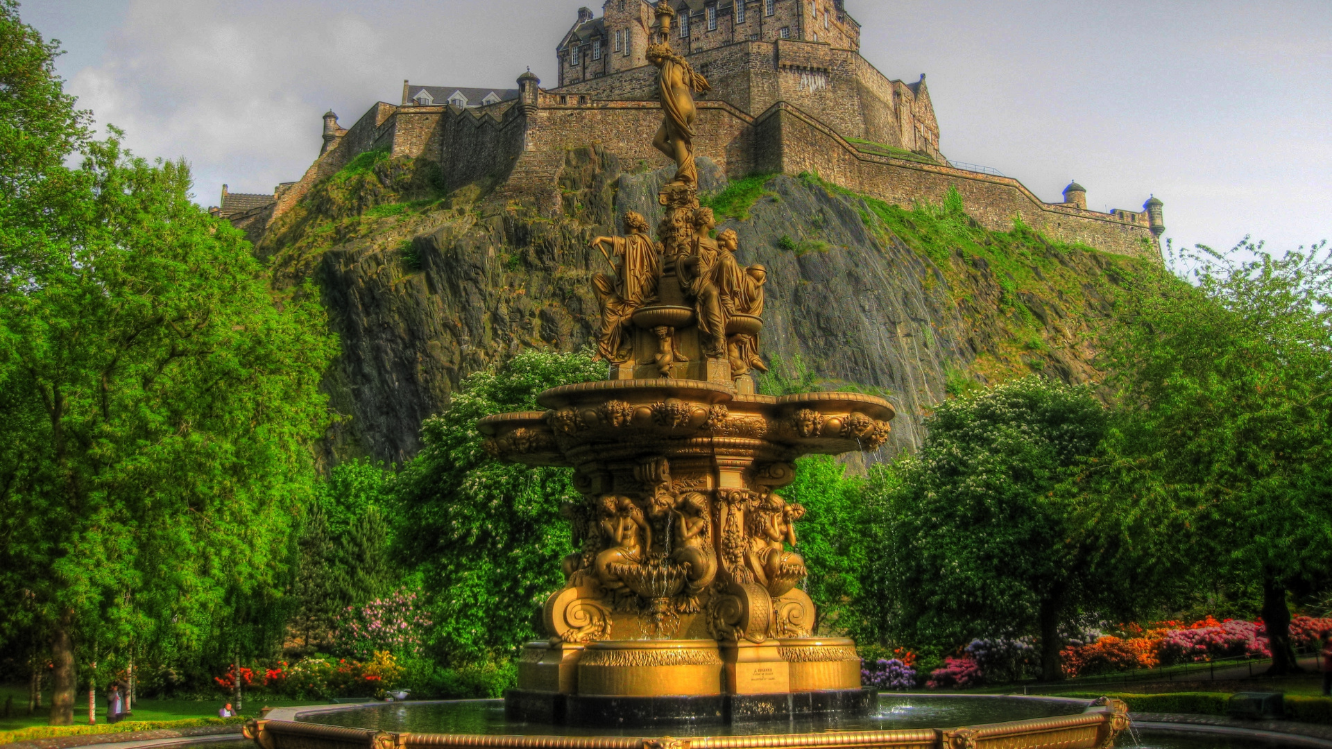 Обои Эдинбургский Замок, замок, дерево, историческое место, древняя история в разрешении 1920x1080