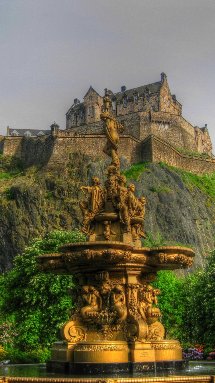 Обои Эдинбургский Замок, замок, дерево, историческое место, древняя история в разрешении 750x1334