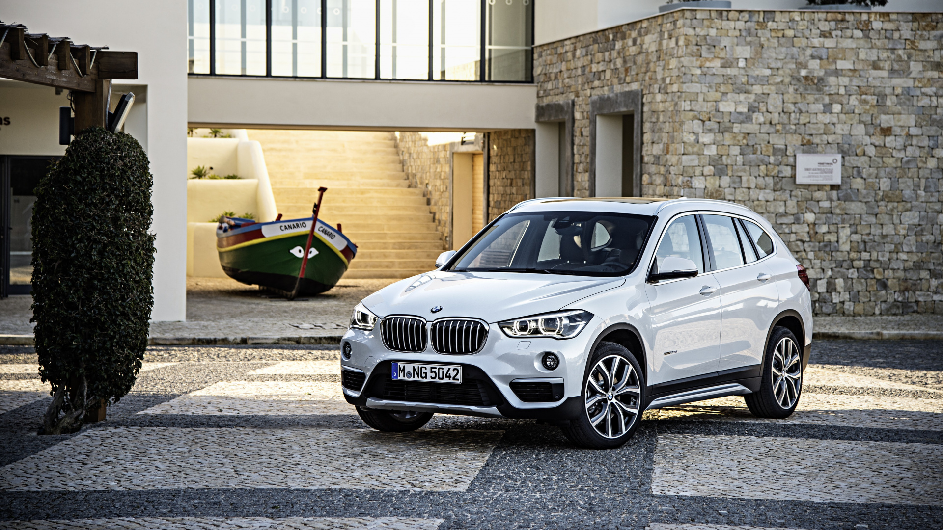 Обои 2015 БМВ Х1, bmw, авто, BMW X1, обод в разрешении 1920x1080