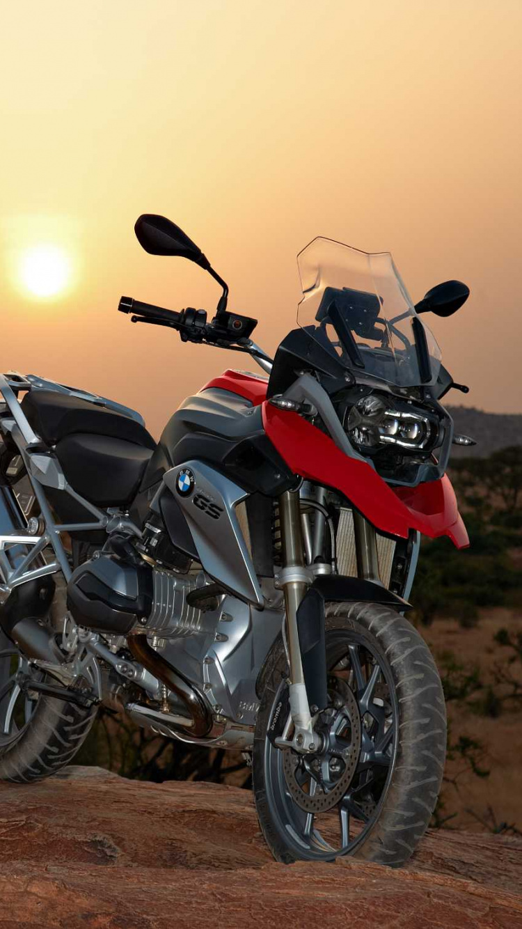 Обои мотоцикл, мотоспорт, эндуро, пейзаж, почва в разрешении 750x1334