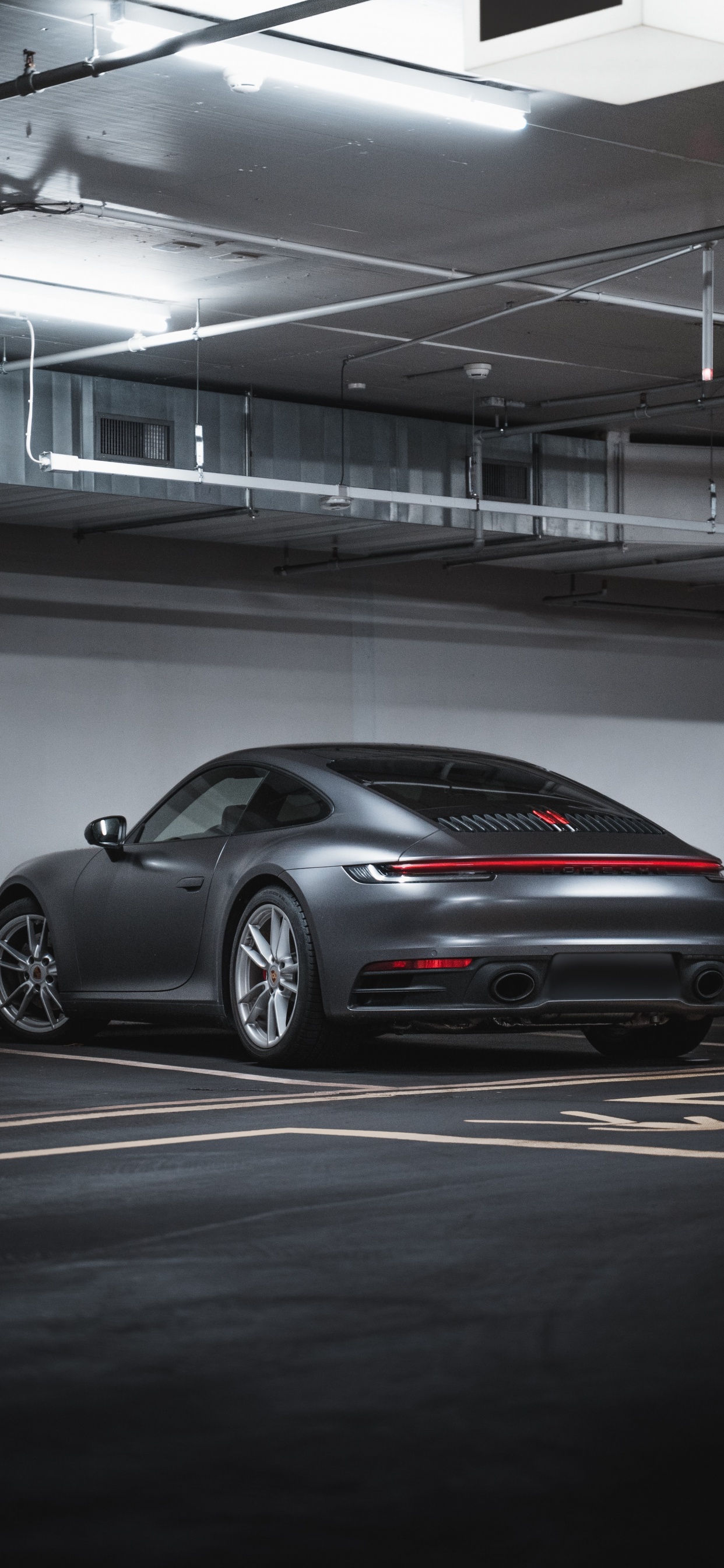 Обои спорткар, легковые автомобили, Порше, Астон Мартин один 77, Астон Мартин в разрешении 1242x2688