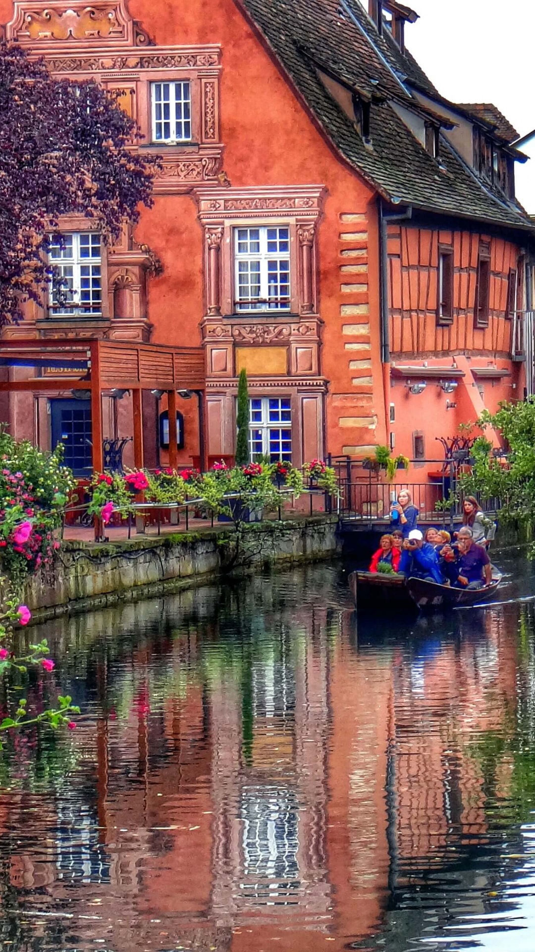 Обои Кольмар, Страсбург, город, отражение, водный путь в разрешении 1080x1920