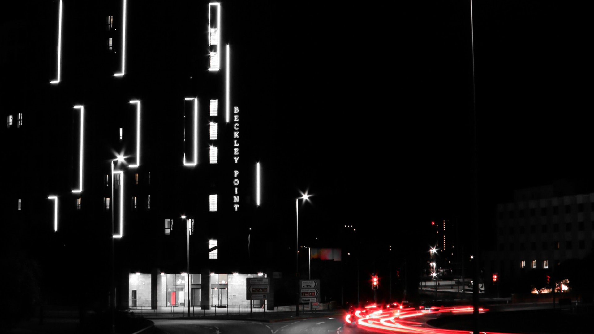 Обои черный, темнота, белые, ночь, уличный фонарь в разрешении 1920x1080