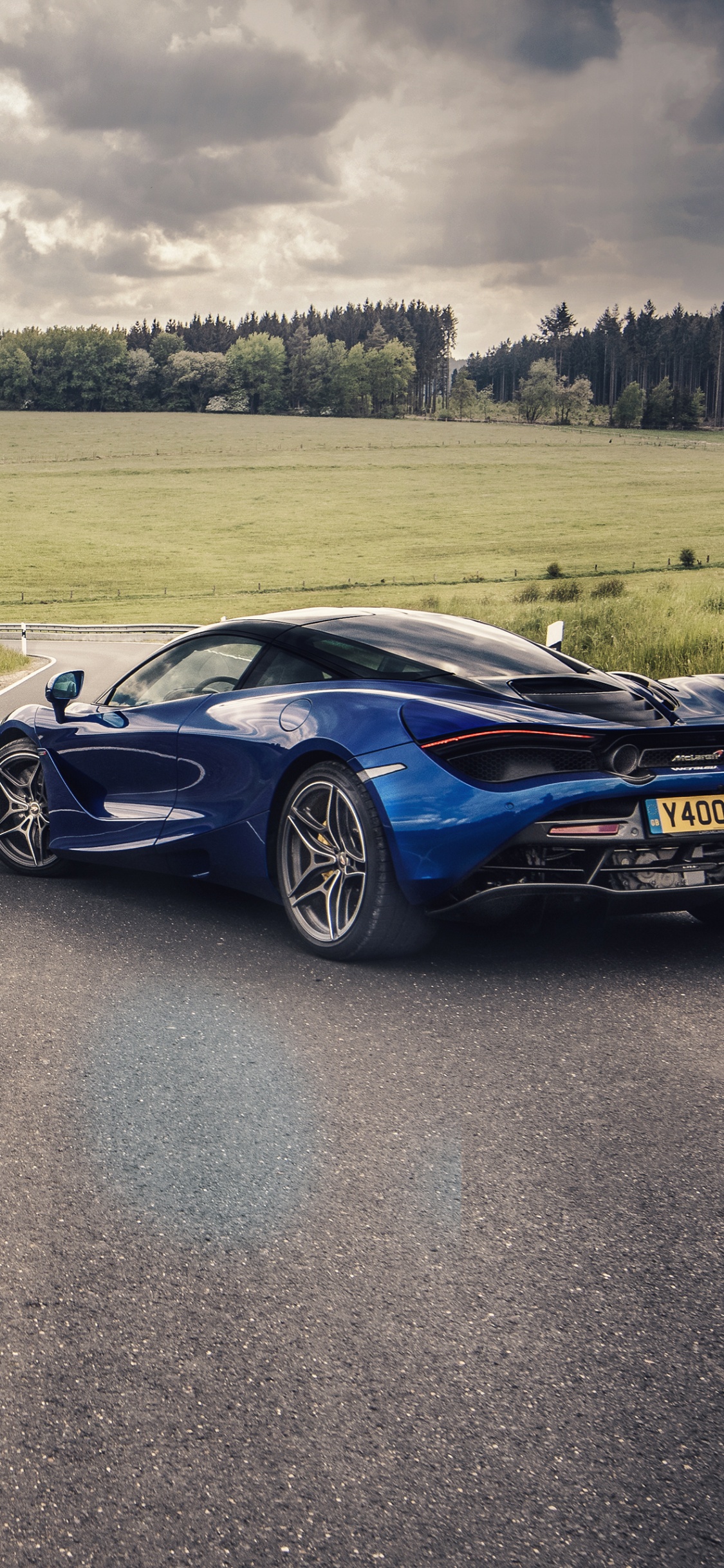 Обои дорога, Макларен 12с, mclaren automotive, спорткар, авто в разрешении 1125x2436