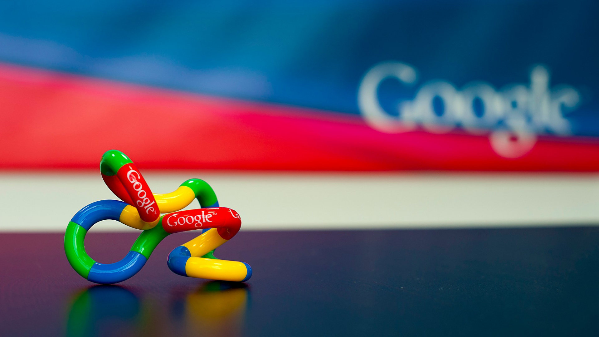 Обои Google, синий, красный цвет, красочность, игрушка в разрешении 1920x1080