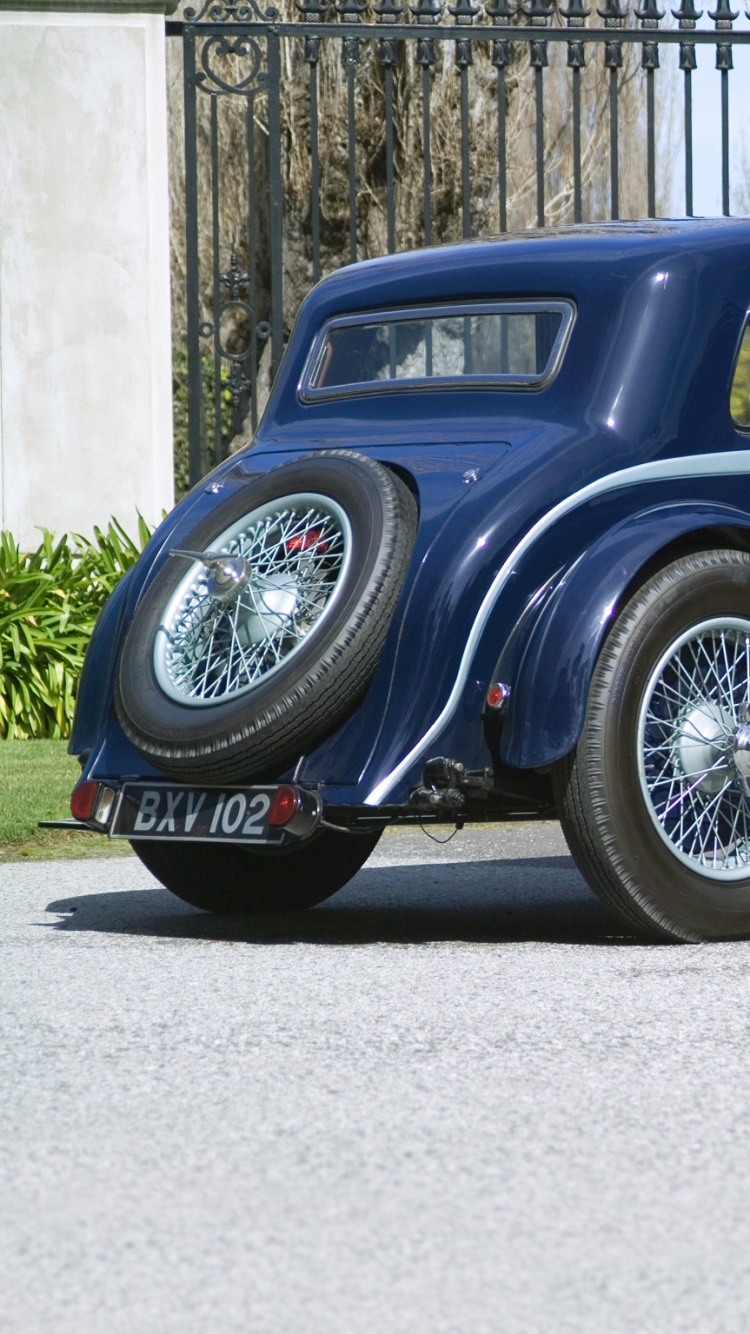 Обои Астон Мартин, старинный автомобиль, классический автомобиль, антикварный автомобиль, гоночного автомобиля в разрешении 750x1334