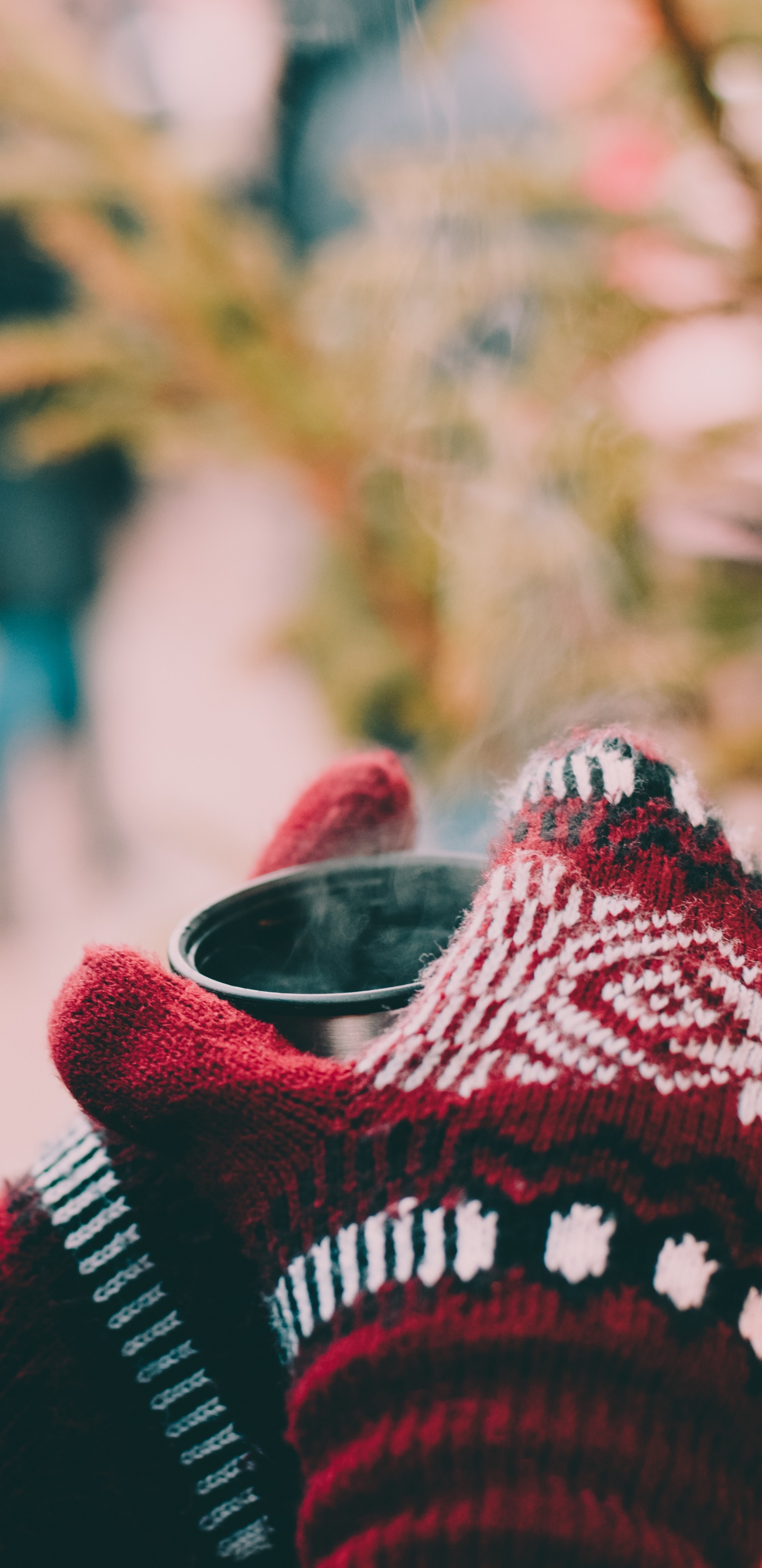 Обои вязание, красный цвет, шерсть, обувь, башмак в разрешении 1440x2960