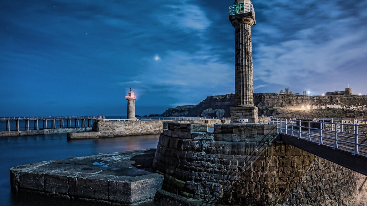 Обои вышка, вода, ориентир, море, облака в разрешении 1280x720