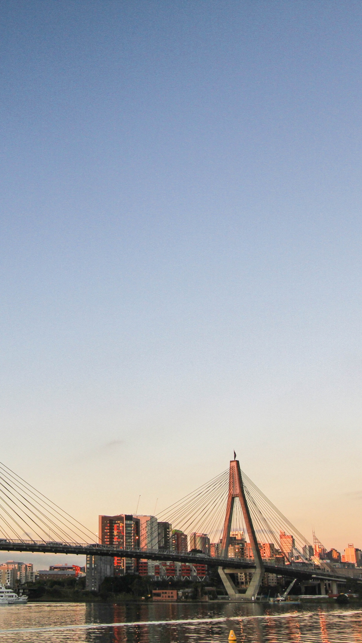 Обои Мост АНЗАК, мост Харбор Бридж, вантовый мост, мост, дневное время в разрешении 1440x2560