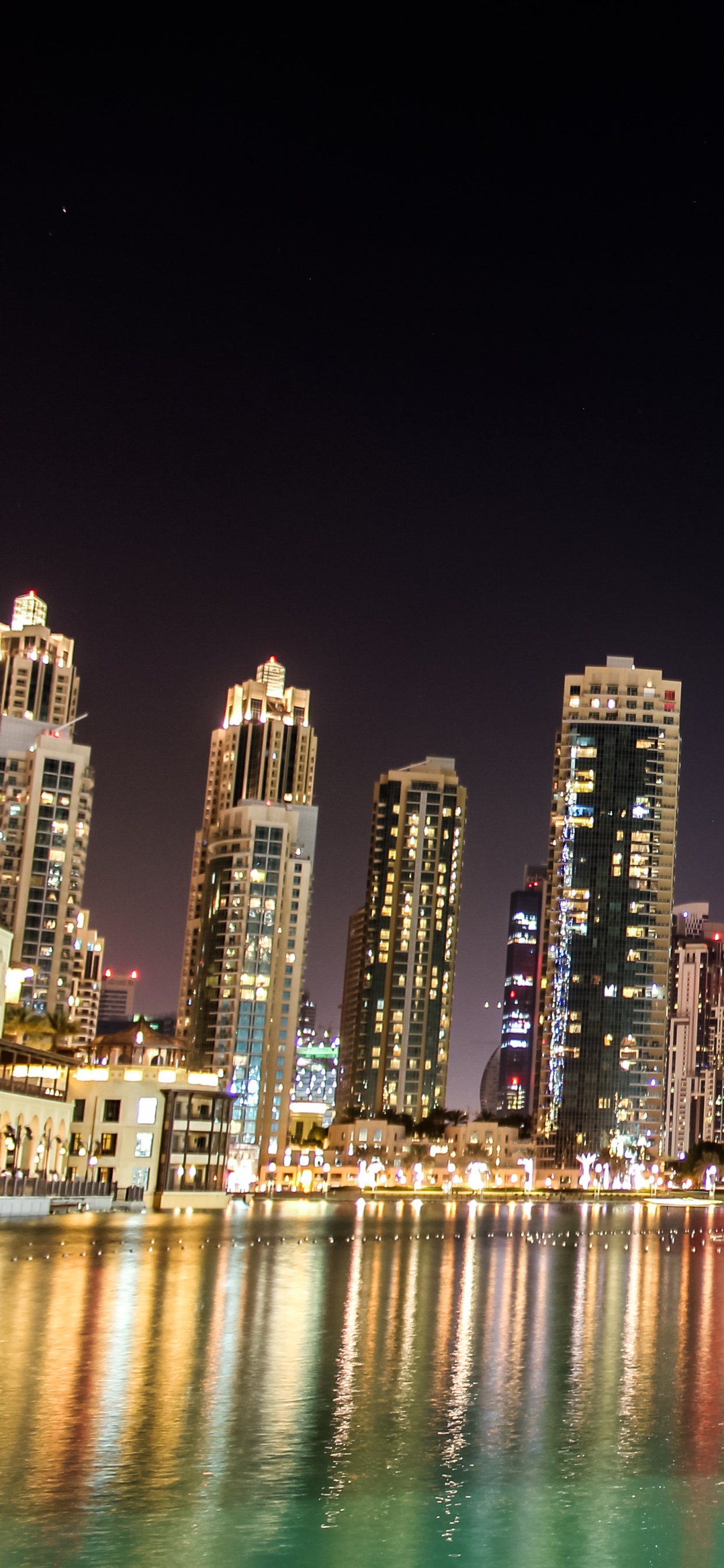 Обои город, городской пейзаж, линия горизонта, метрополия, ориентир в разрешении 1242x2688